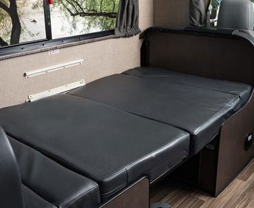Cruise America Large Rental RV 03 Dinette Bed 3